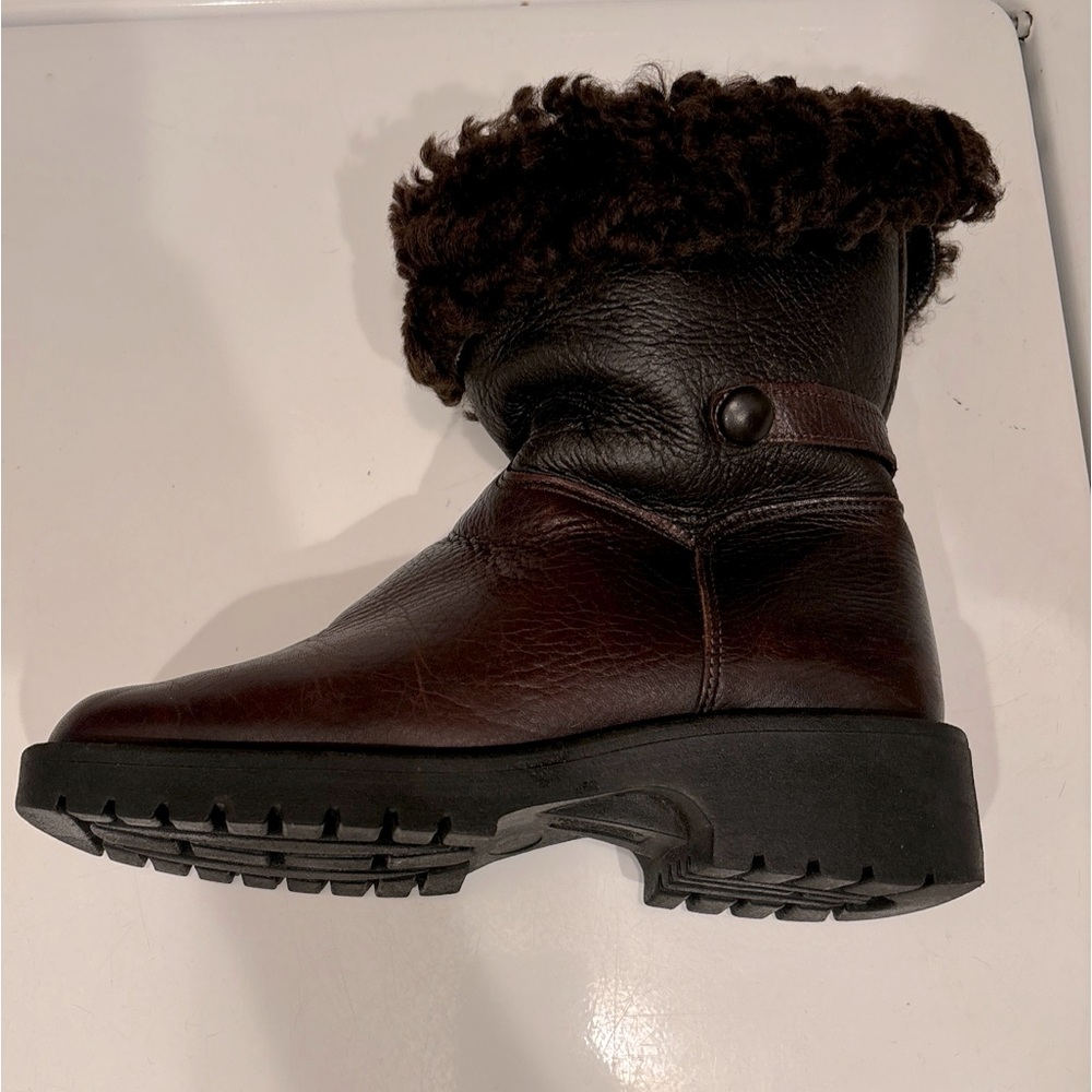 Terra Firma women’s sheepskin boots by Santana made Canada size 7